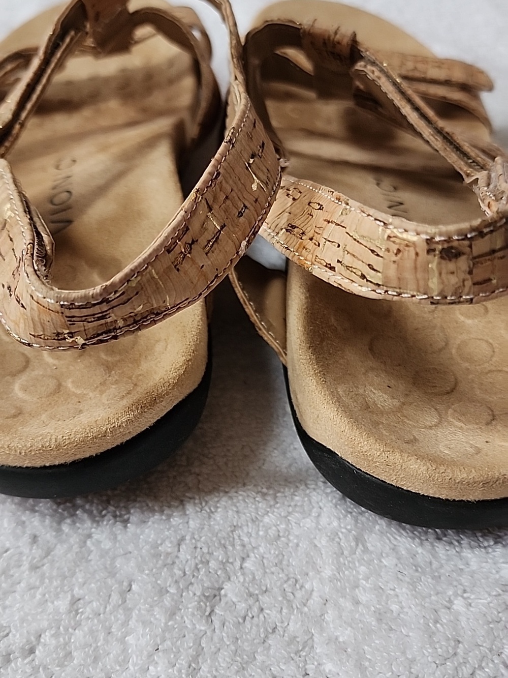 Vionic Amber Women's Cork-Textured Tan & Gold Sandals Size 9 Preowned - Picture 5 of 10